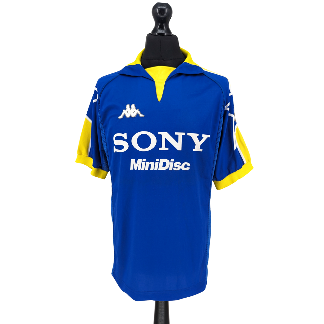 Juventus alternate football shirt 1997/98 - (L)