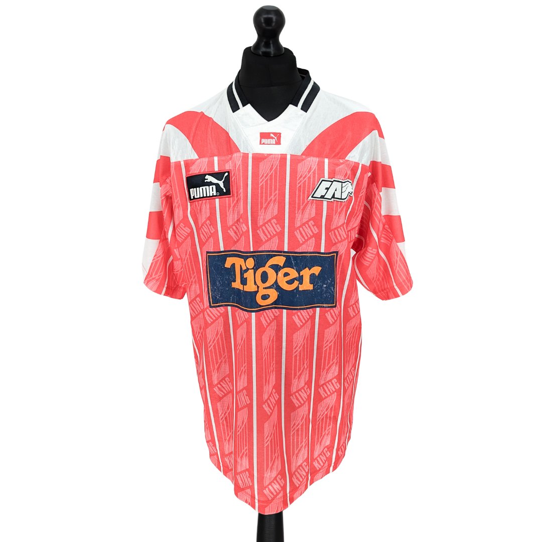Singapore signed home football shirt 1994/95 - (XL)