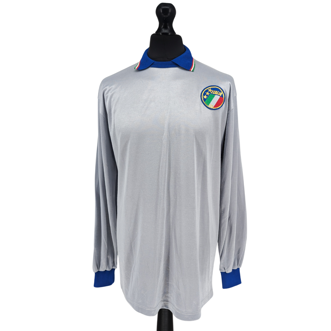 Italy goalkeeper football shirt 1986/90