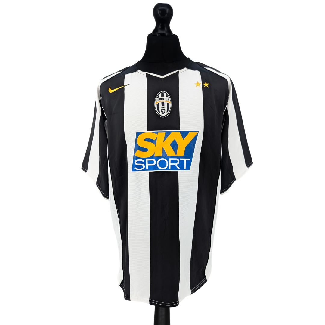 Juventus home football shirt 2004/05
