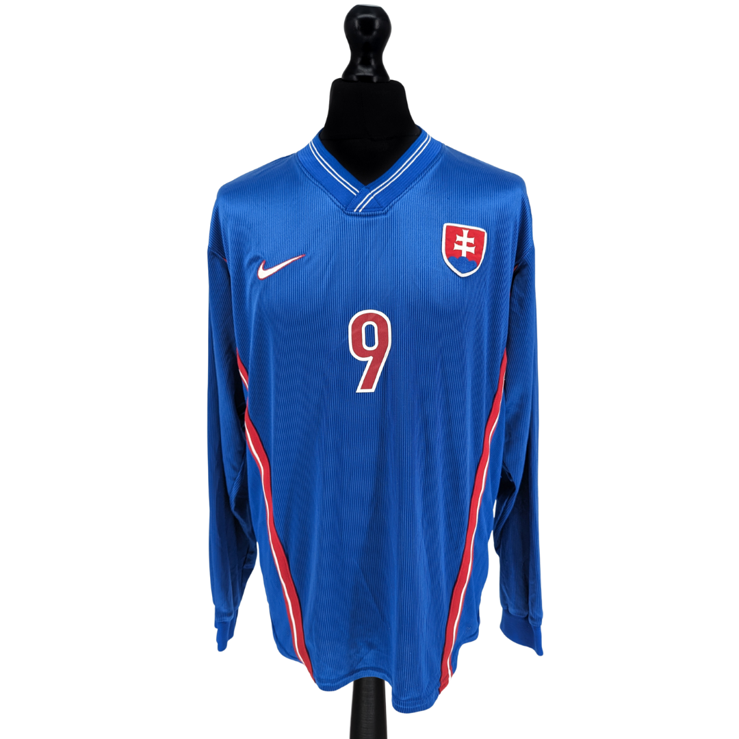 Slovakia home football shirt 1998/00