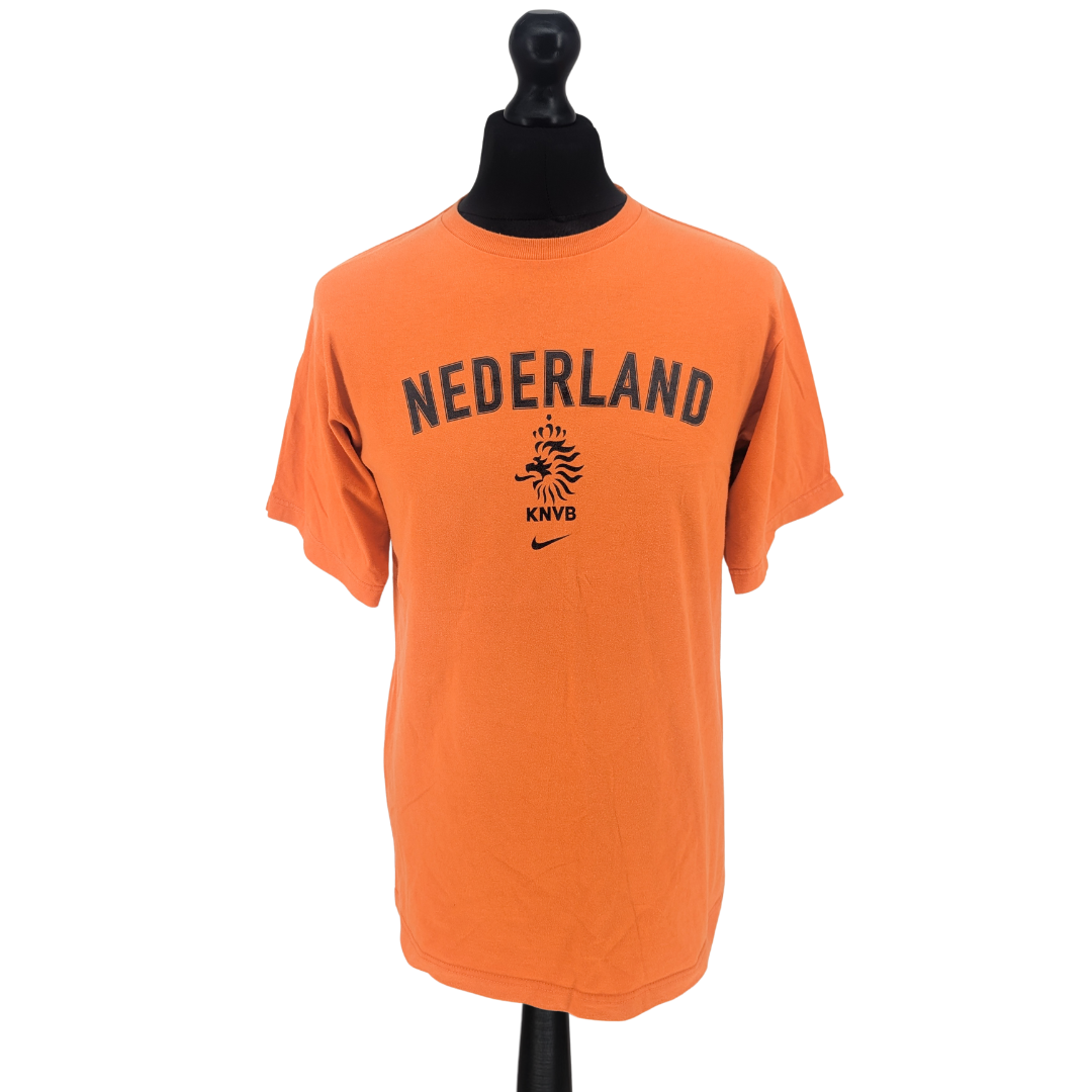 Netherlands leisure football shirt 2002/04