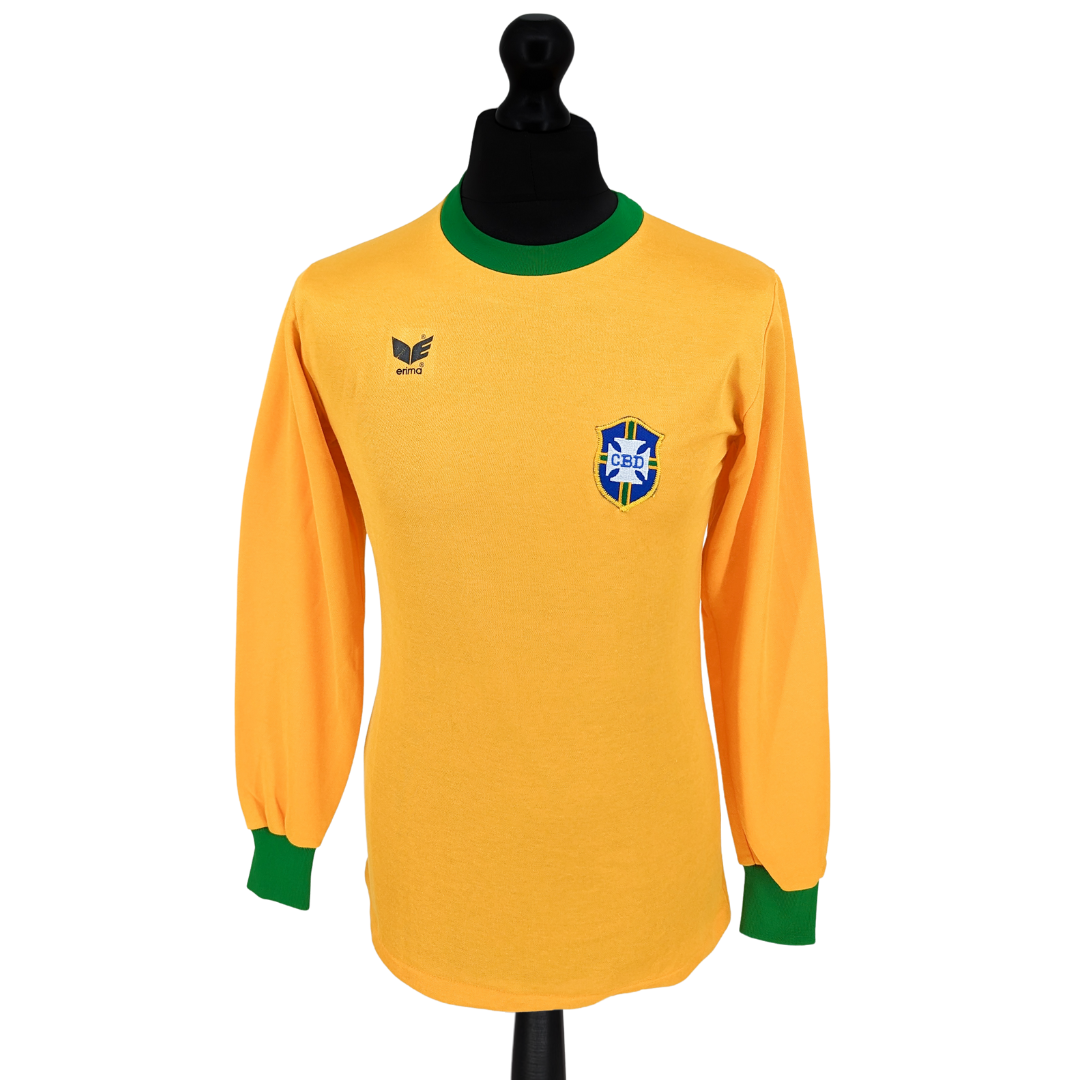 Brazil home football shirt 1980/81
