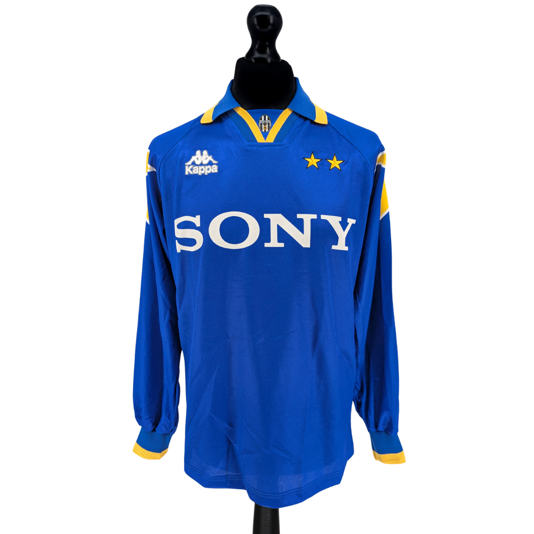 Juventus away football shirt 1995/96 - (M)