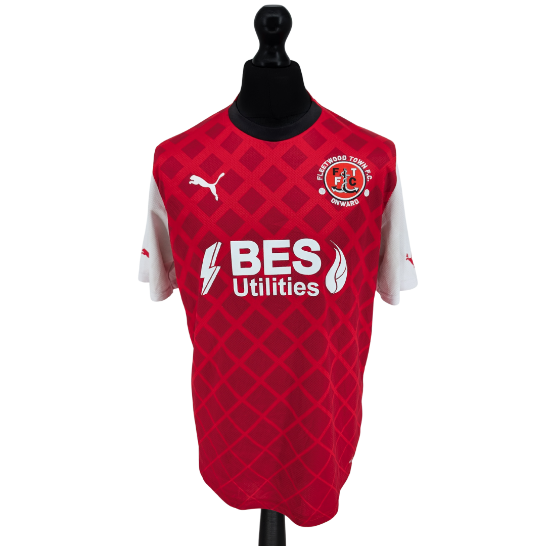 Fleetwood Town home football shirt 2023/24 - (XL)