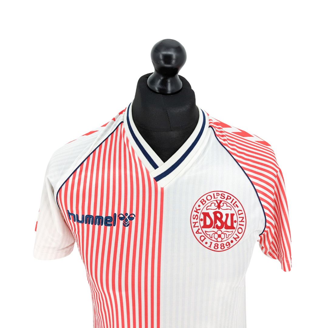 Denmark away football shirt 1986/88