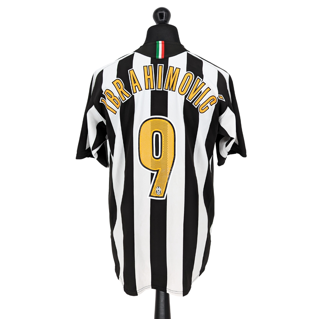 Juventus home football shirt 2005/06