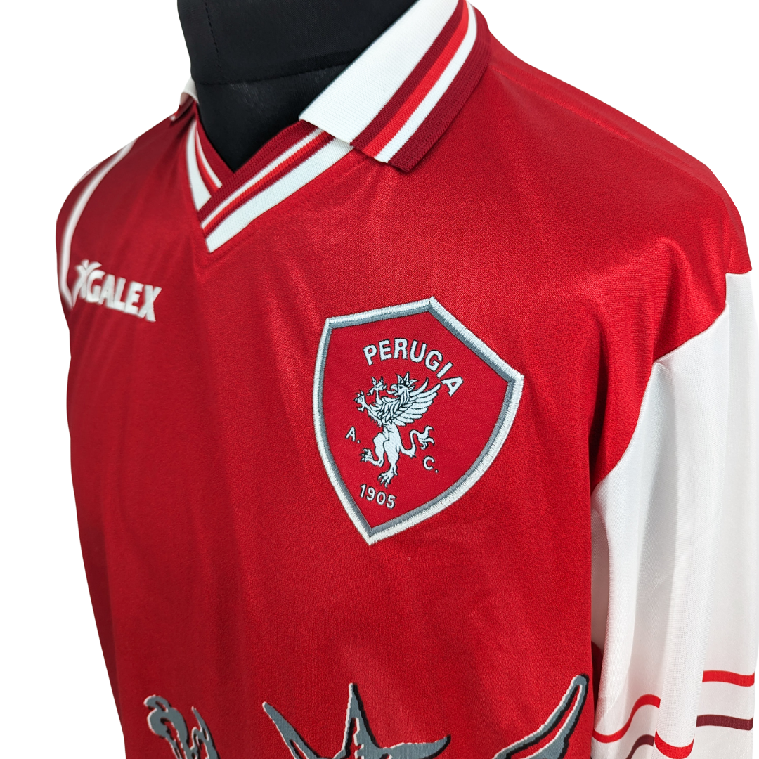 Perugia home football shirt 1998/99