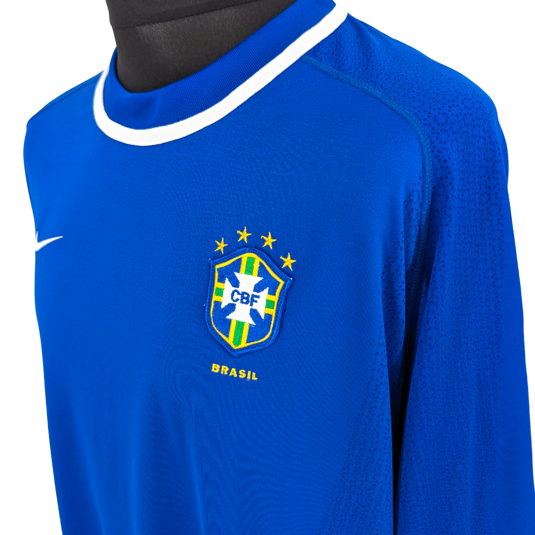 Brazil away football shirt 2000/02