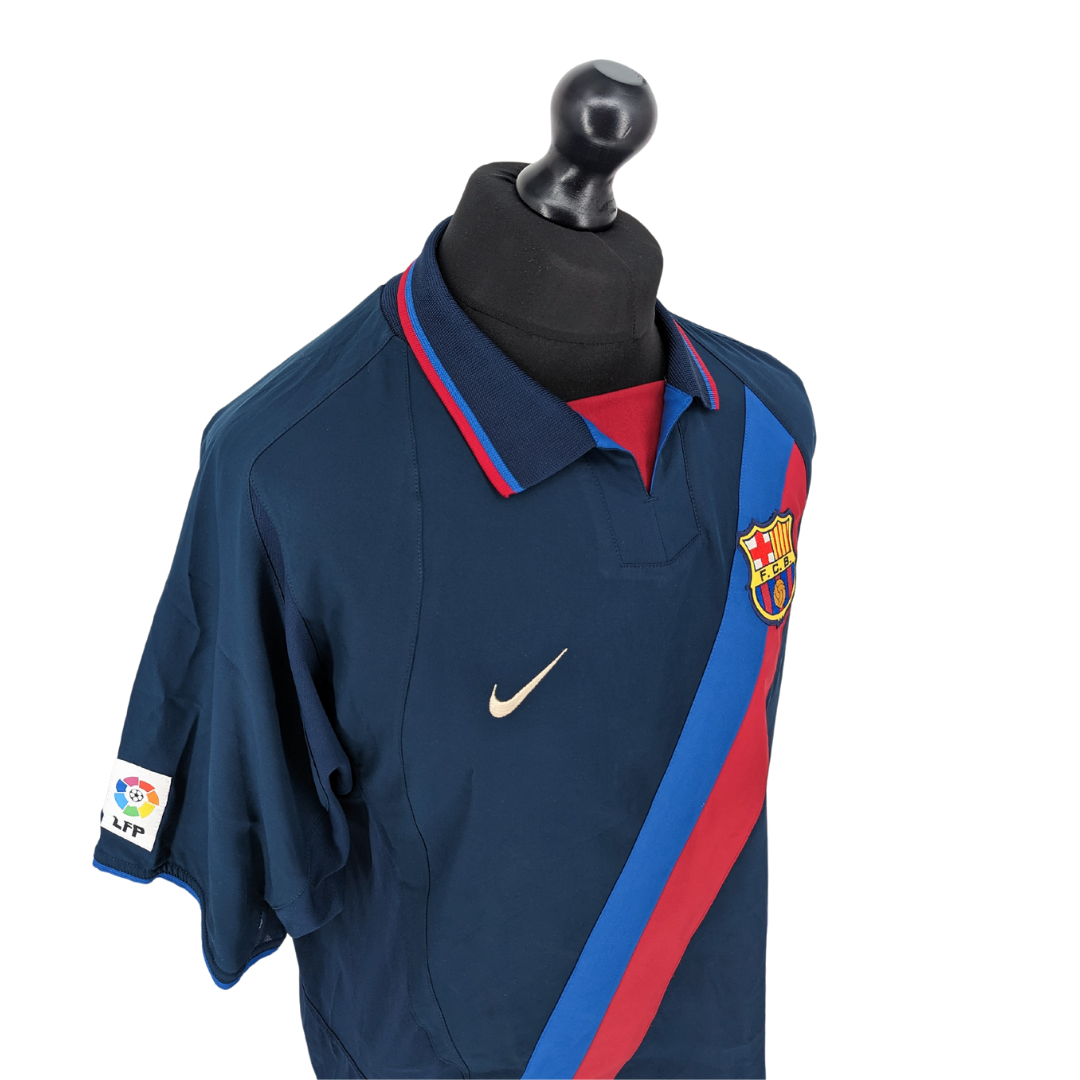Barcelona away football shirt 2002/04