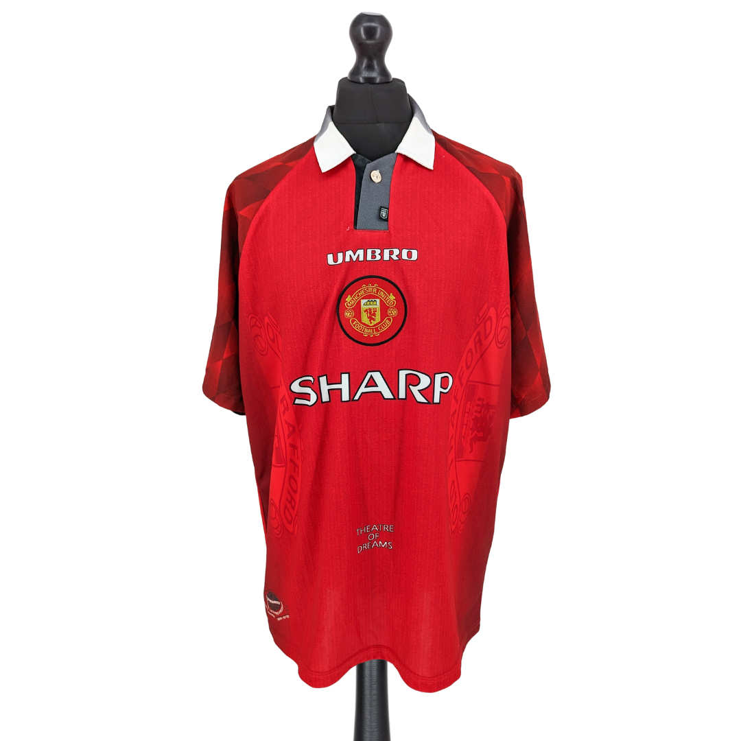 Manchester United home football shirt 1996/98