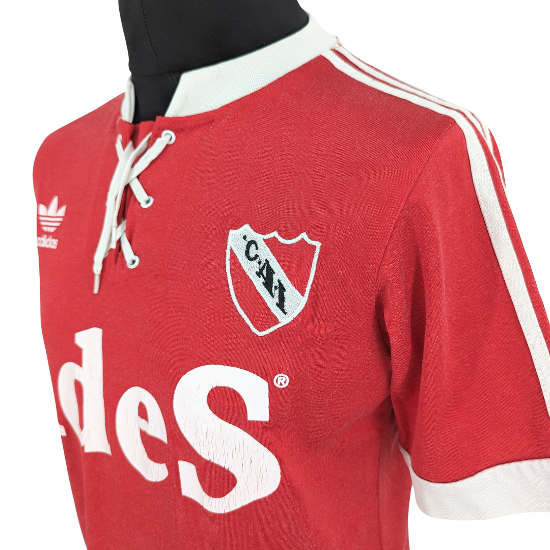 Independiente home football shirt 1995/96