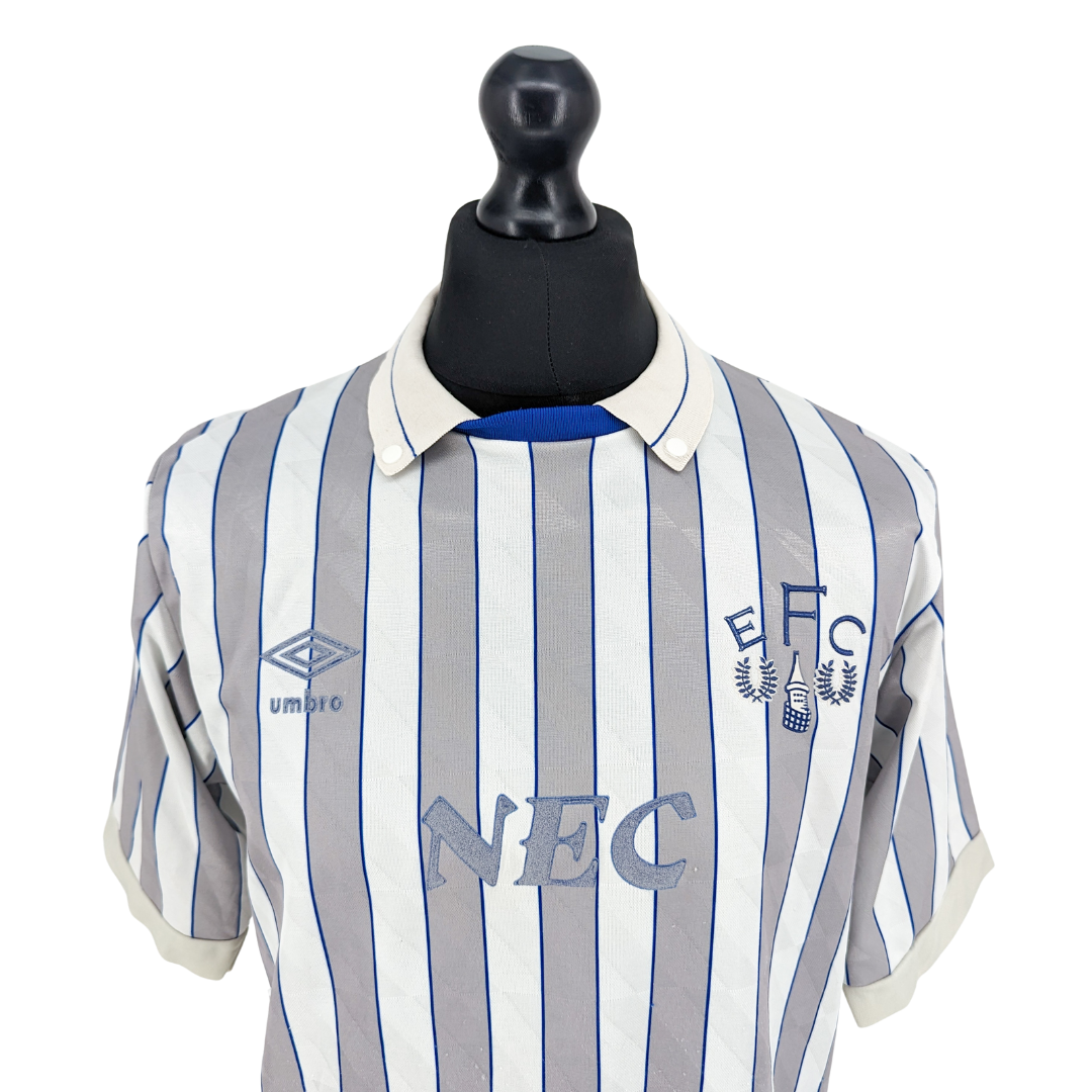 Everton away football shirt 1989/91