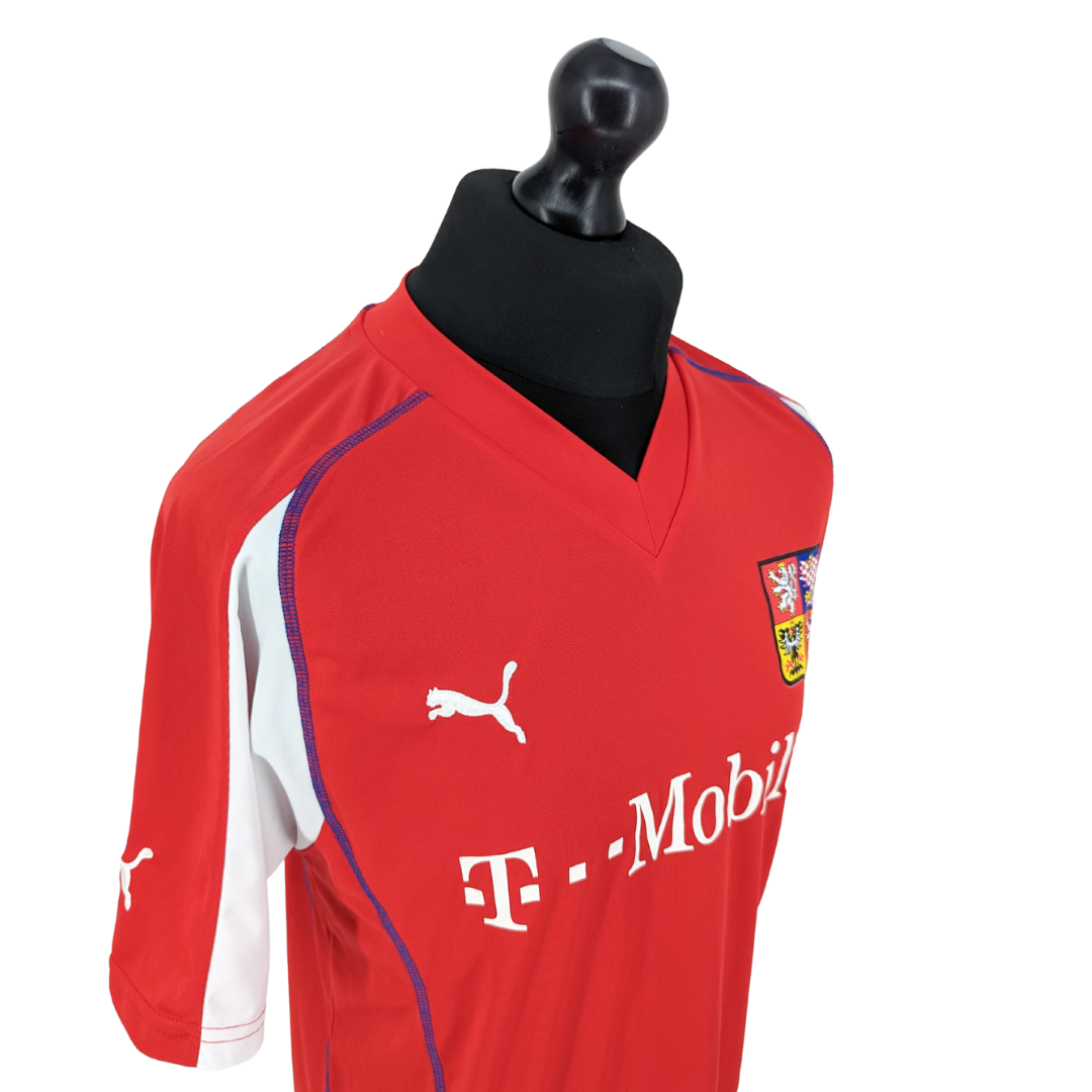 Czech Republic home football shirt 2003/04