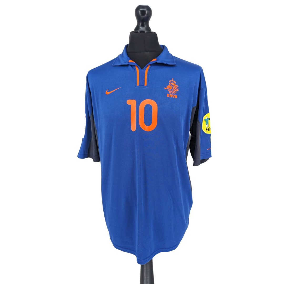 Netherlands away football shirt 2000/02
