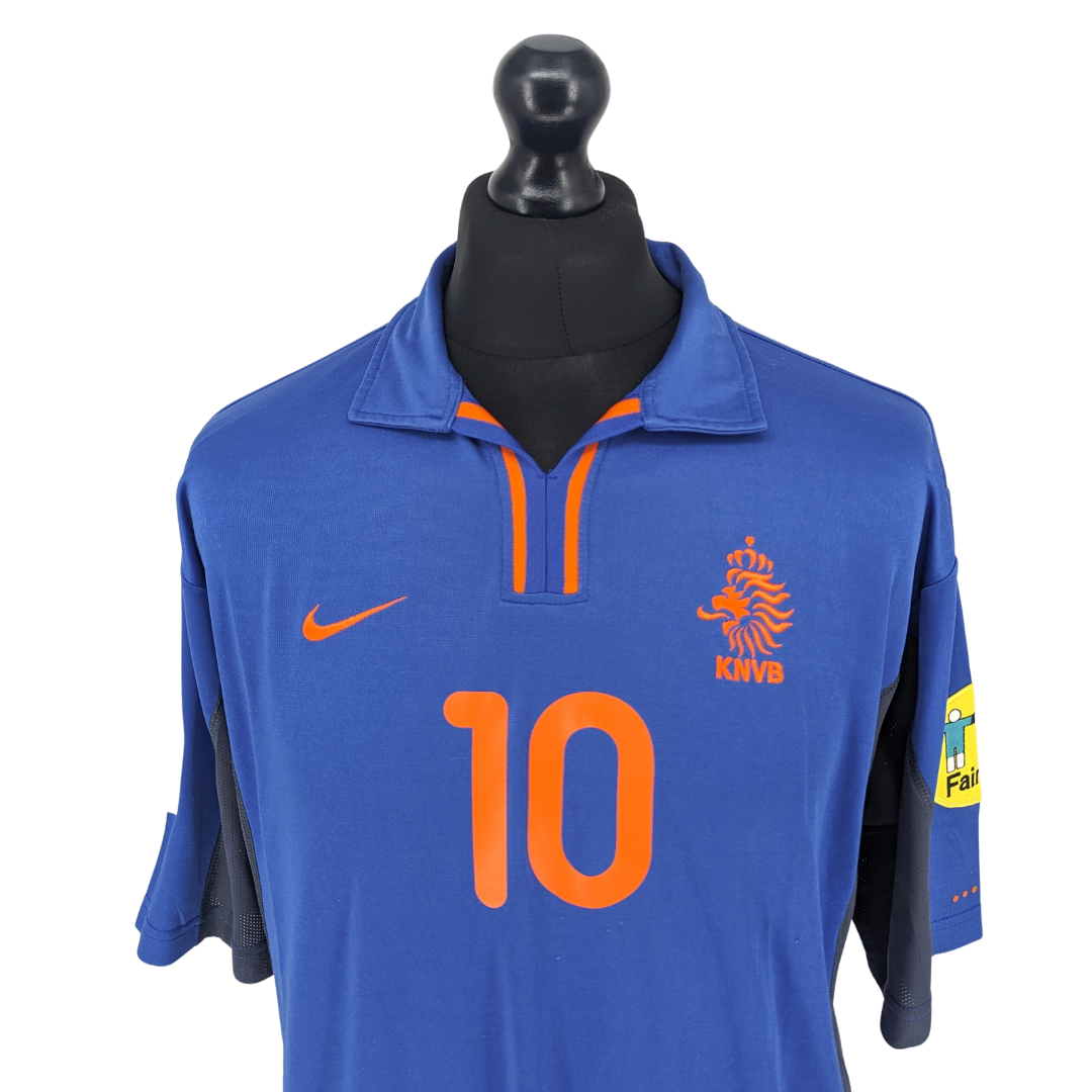 Netherlands away football shirt 2000/02