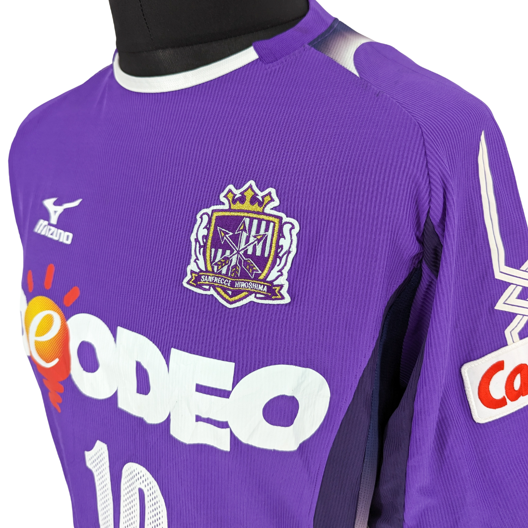 Sanfrecce Hiroshima signed home football shirt 2007/08