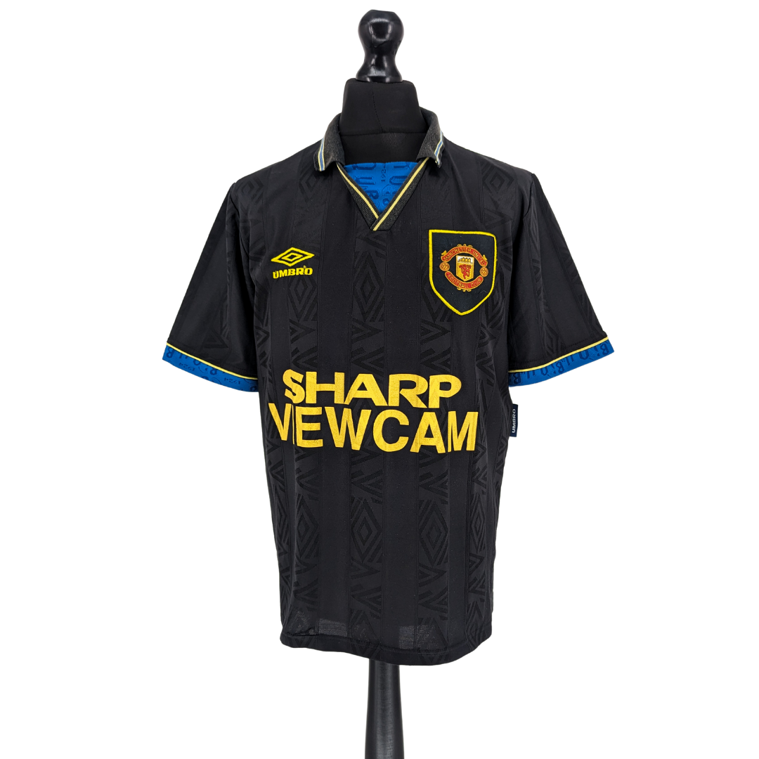 Manchester United away football shirt 1993/95