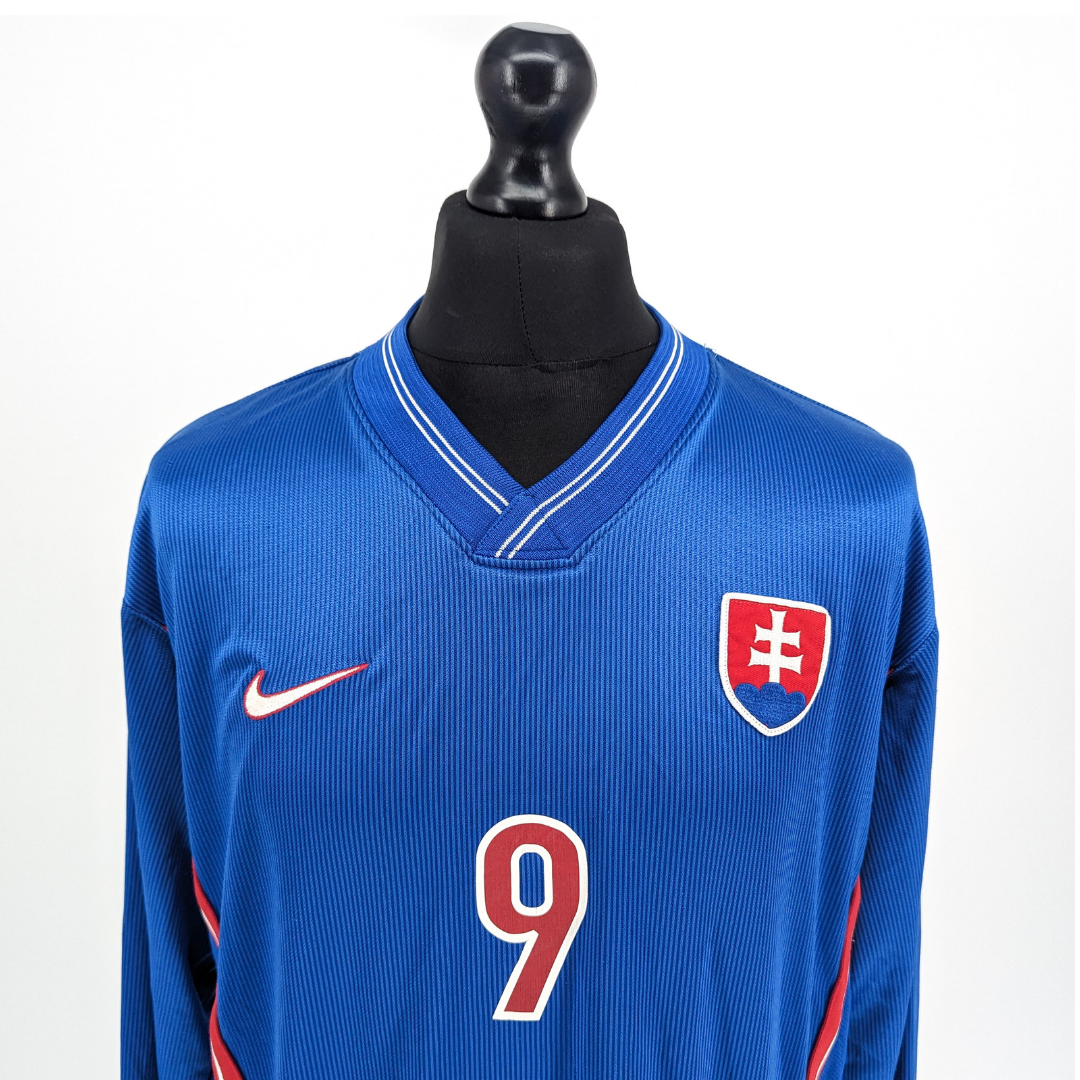 Slovakia home football shirt 1998/00