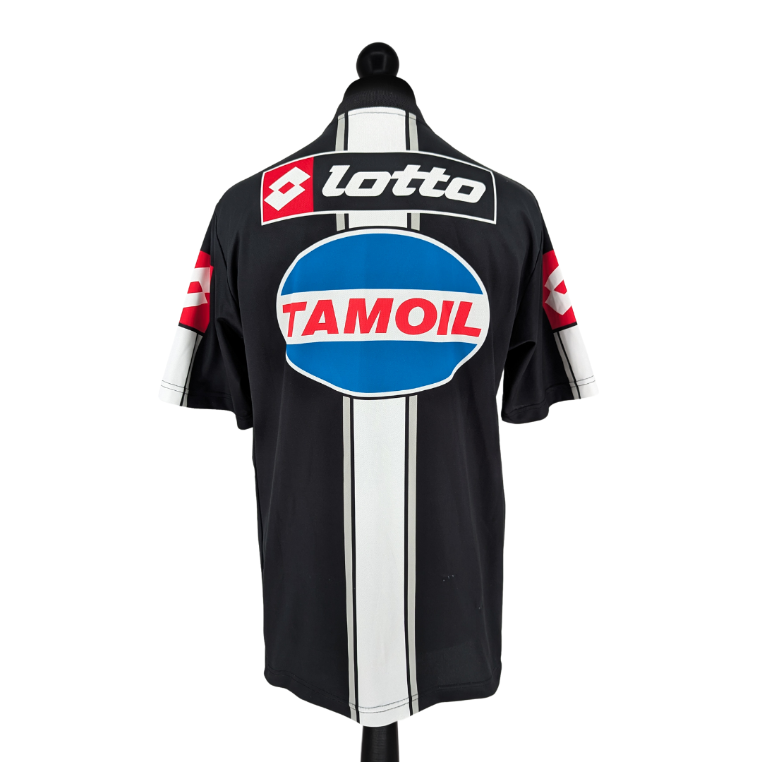 Juventus European training football shirt 2002/03