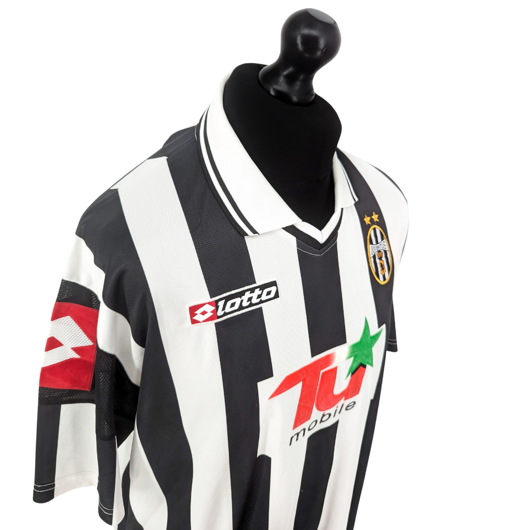 Juventus European home football shirt 2001/02