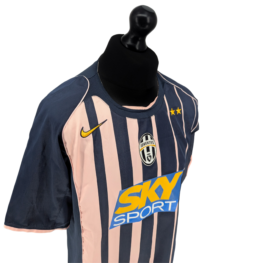 Juventus away football shirt 2004/05 - (L)