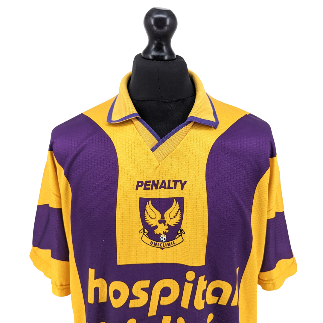 Centro de Treinamento Uniclini home football shirt 2003/04