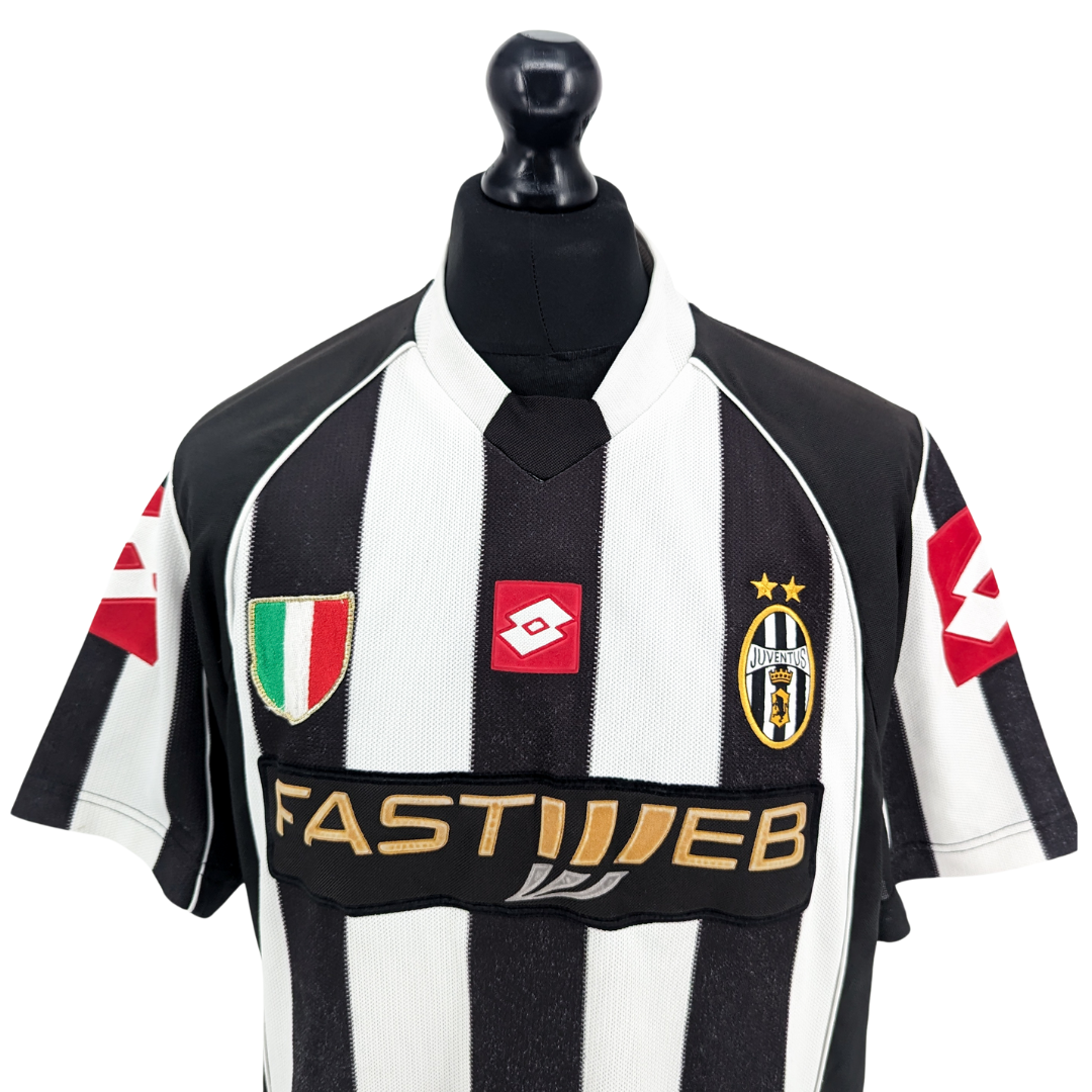 Juventus home football shirt 2002/03 - (L)