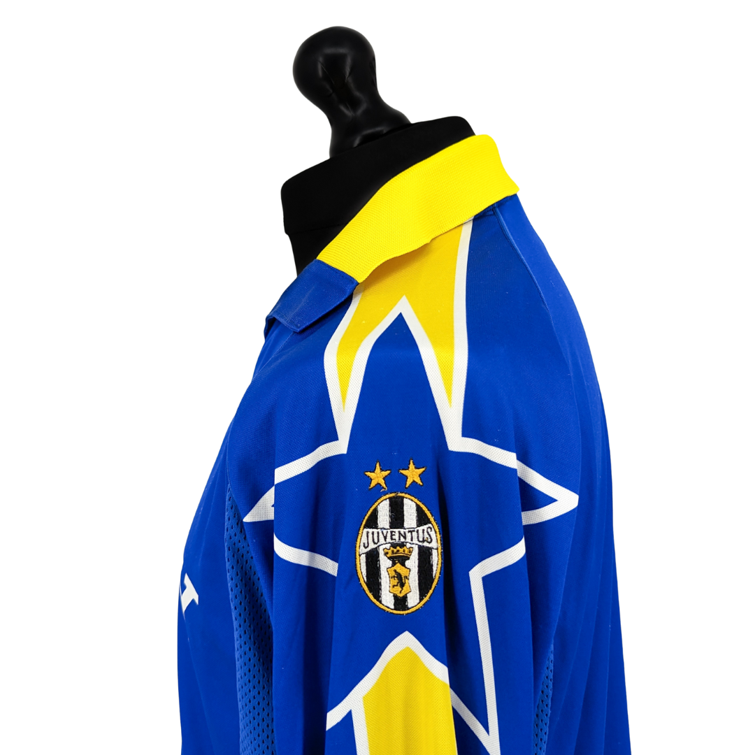 Juventus alternate football shirt 1997/98 - (L)