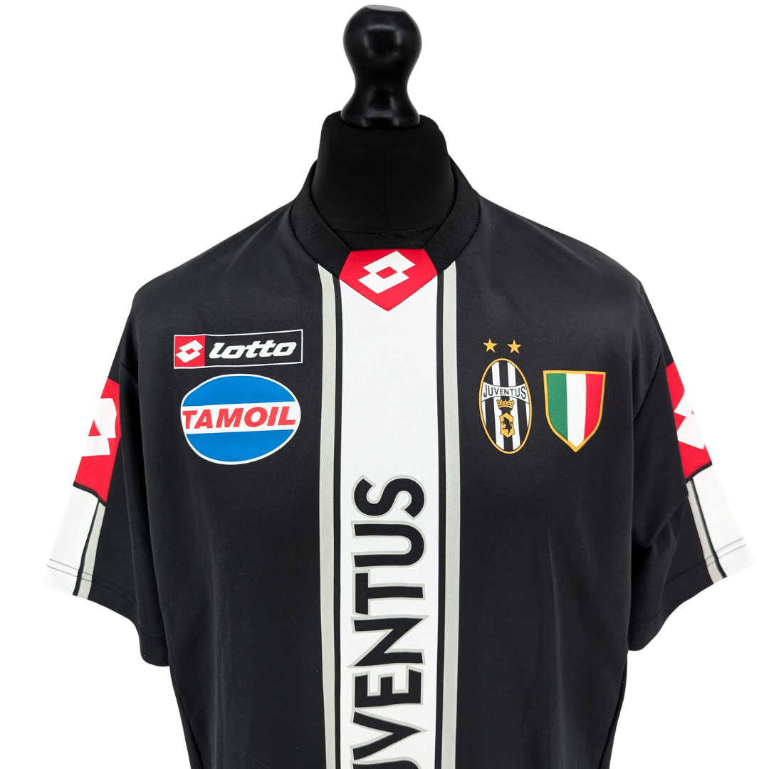 Juventus European training football shirt 2002/03