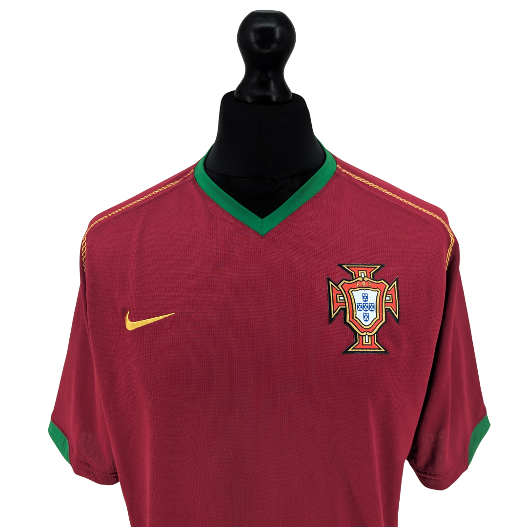 Portugal home football shirt 2006/08 - (L)