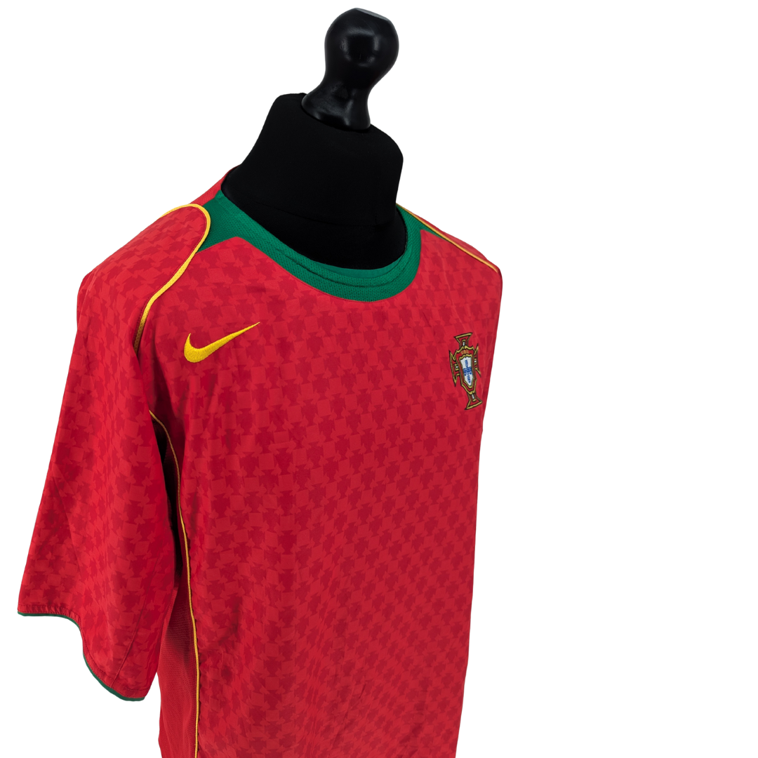 Portugal home football shirt 2004/06 - (XL)