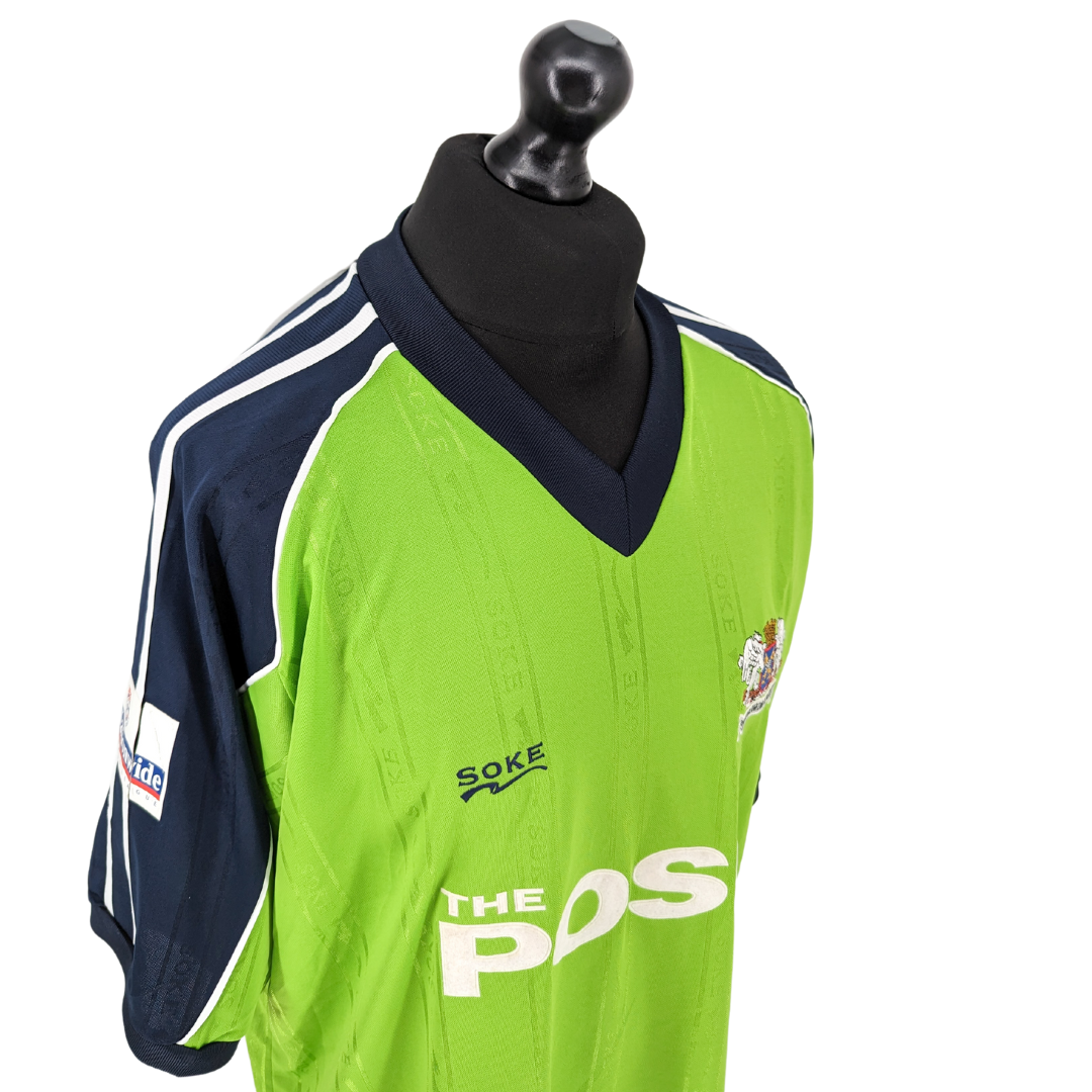 Peterborough United away football shirt 2000/01