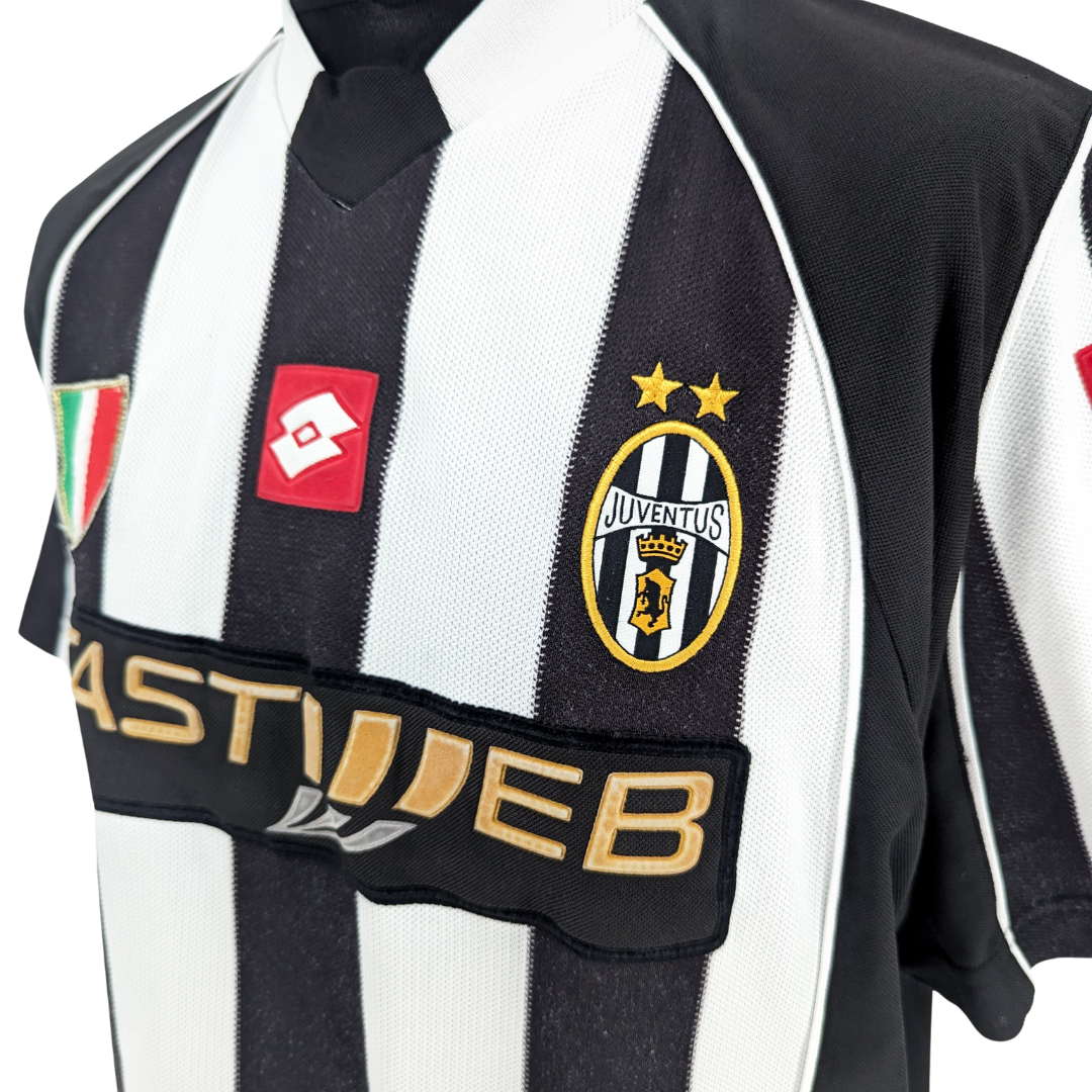 Juventus home football shirt 2002/03 - (L)