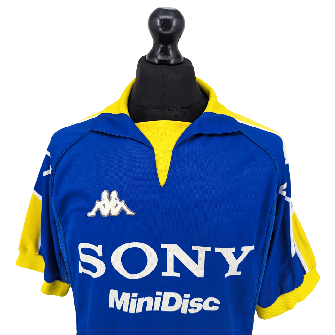 Juventus alternate football shirt 1997/98 - (L)