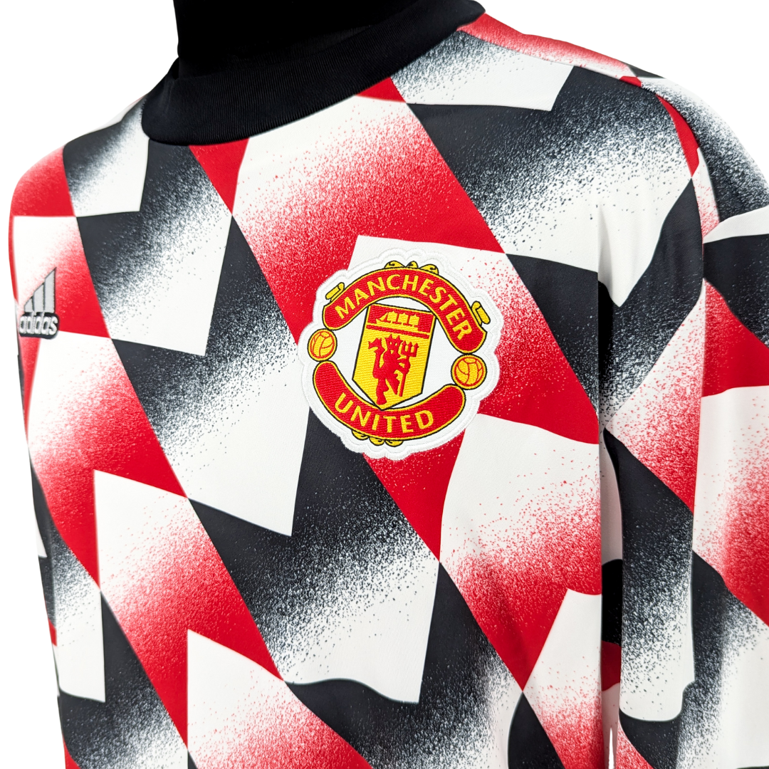 Manchester United training football sweatshirt 2022/23