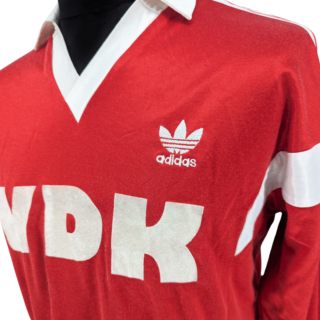 KAA Gent European alternate football shirt 1991/92