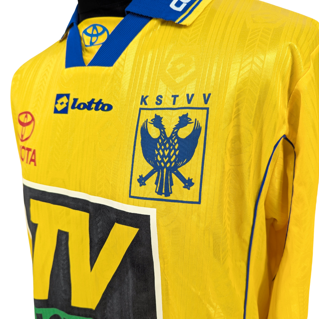Sint-Truiden home football shirt 2000/01