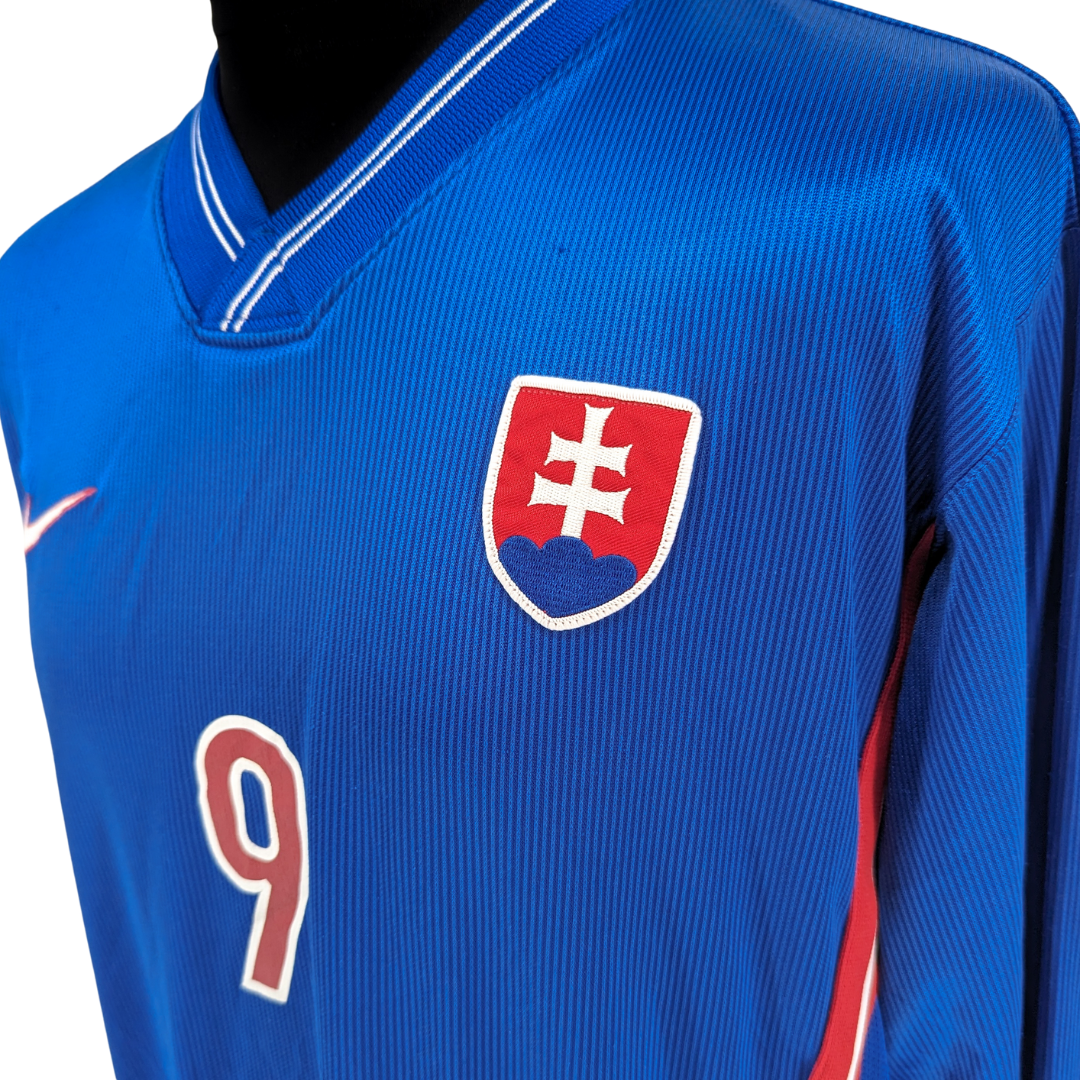Slovakia home football shirt 1998/00