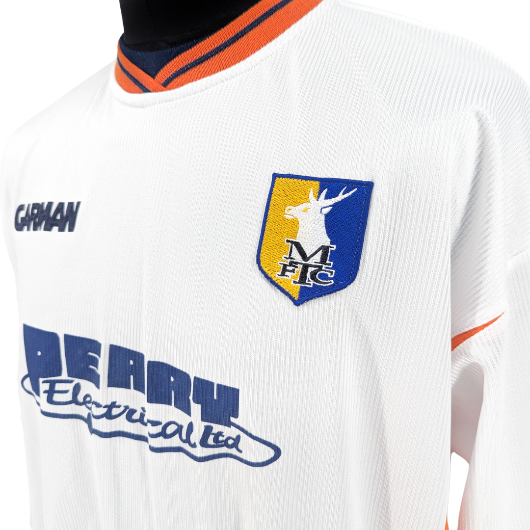 Mansfield Town away football shirt 2005/06