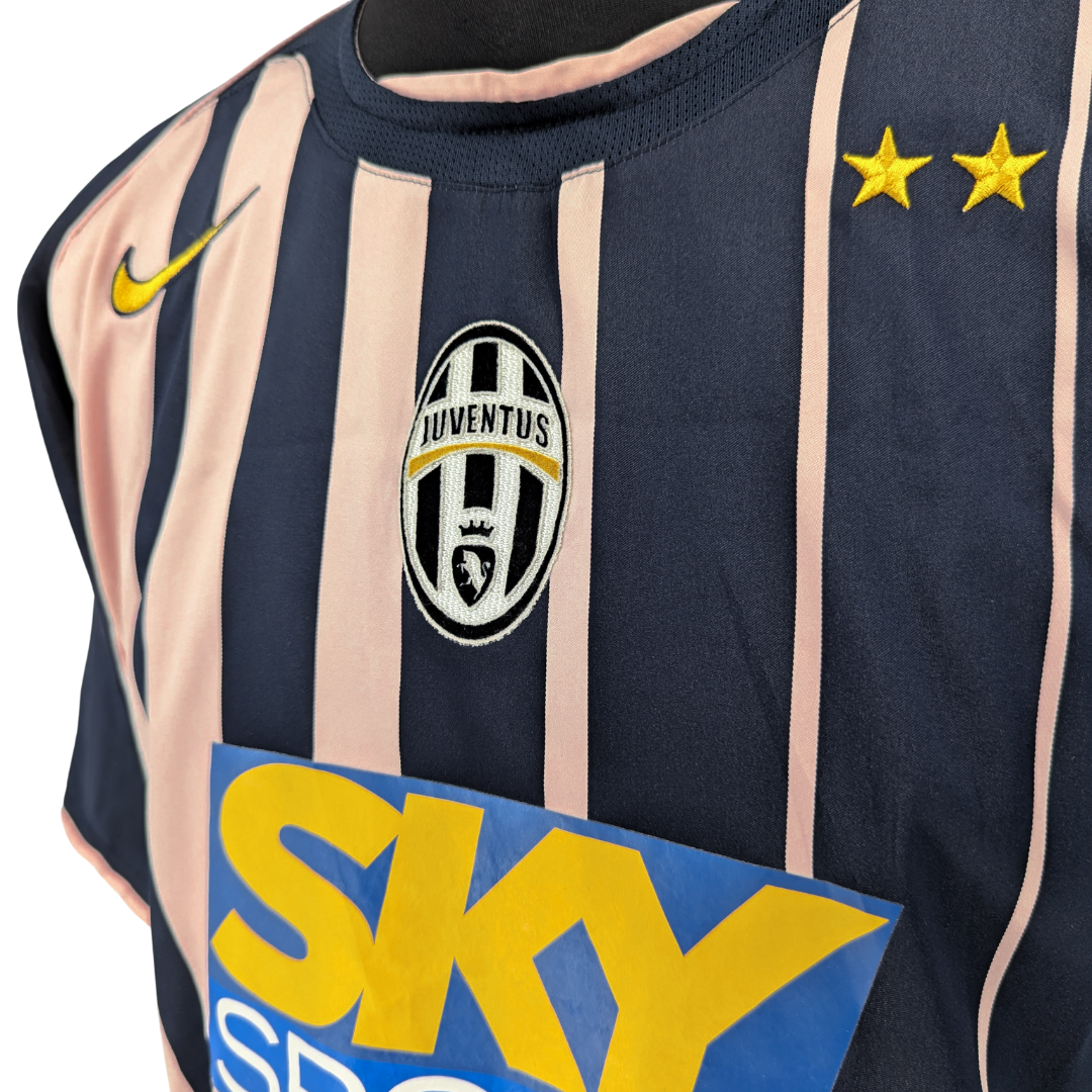 Juventus away football shirt 2004/05 - (L)