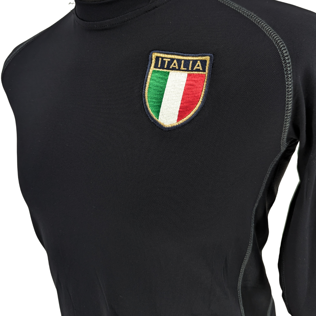 Italy goalkeeper football shirt 2002 - (L)