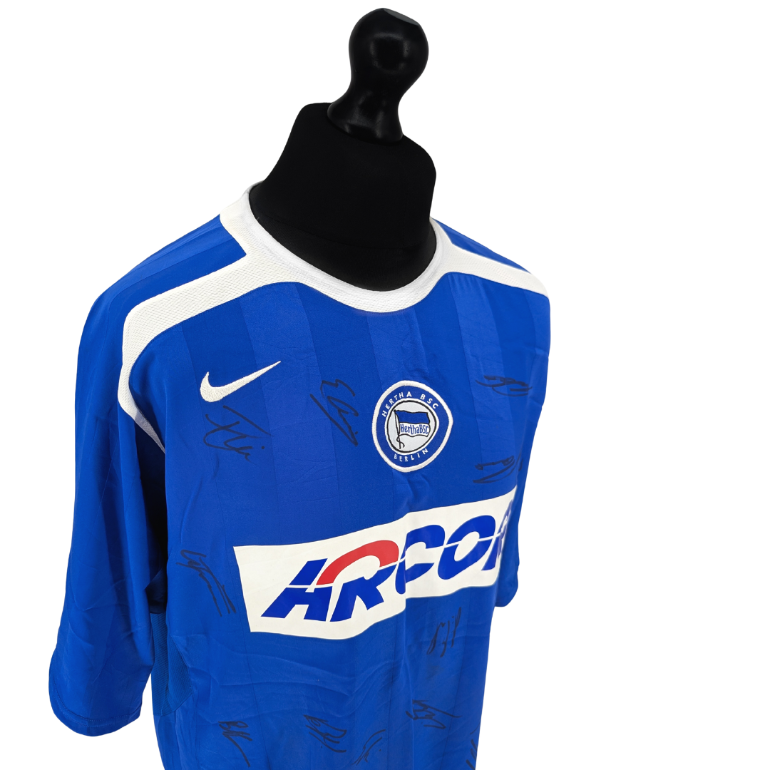 Hertha Berlin signed home football shirt 2005/06 - (XL)