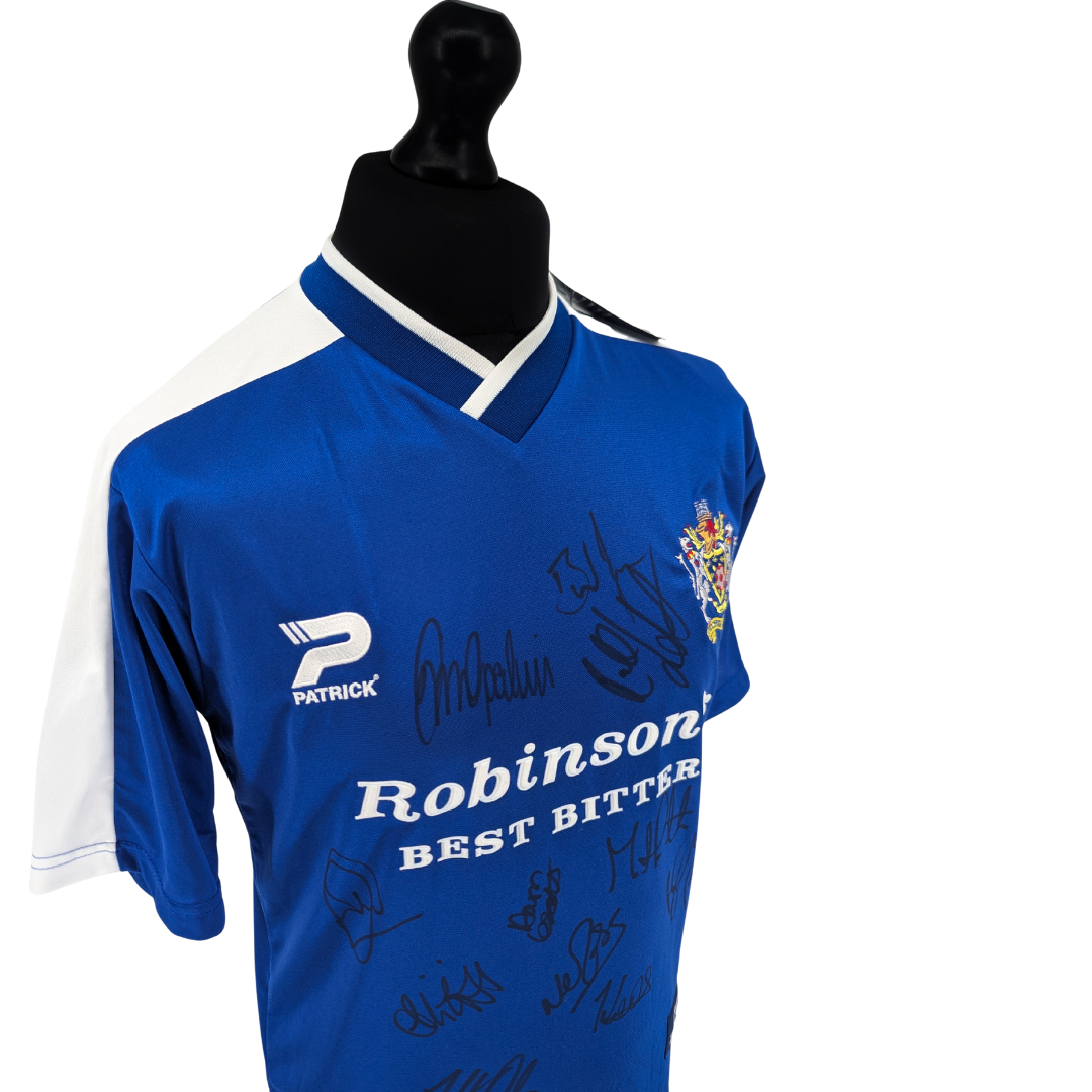 Stockport County signed home football shirt 2001/02 - (S)