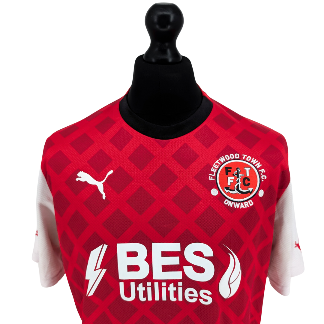 Fleetwood Town home football shirt 2023/24 - (XL)