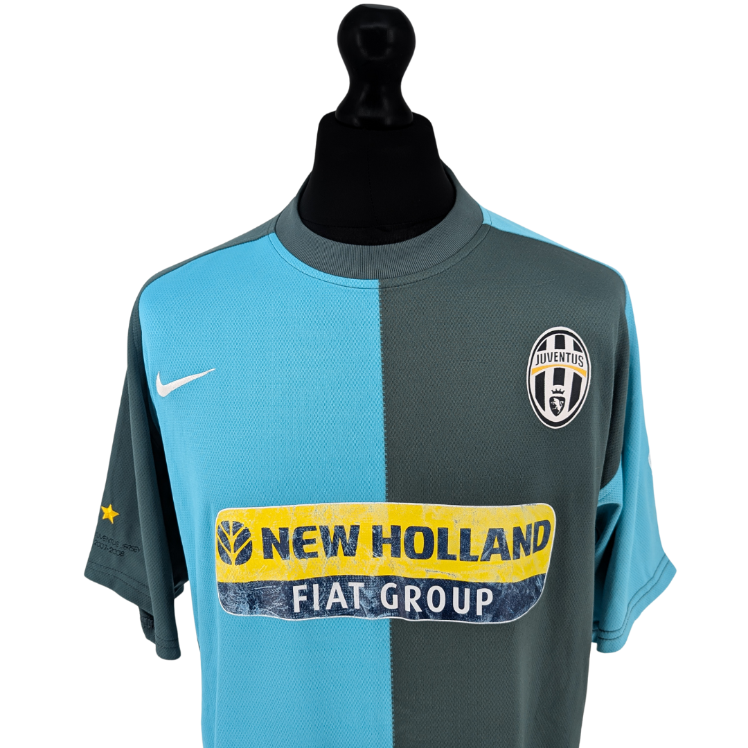 Juventus limited edition pre-season goalkeeper football shirt 2007/08