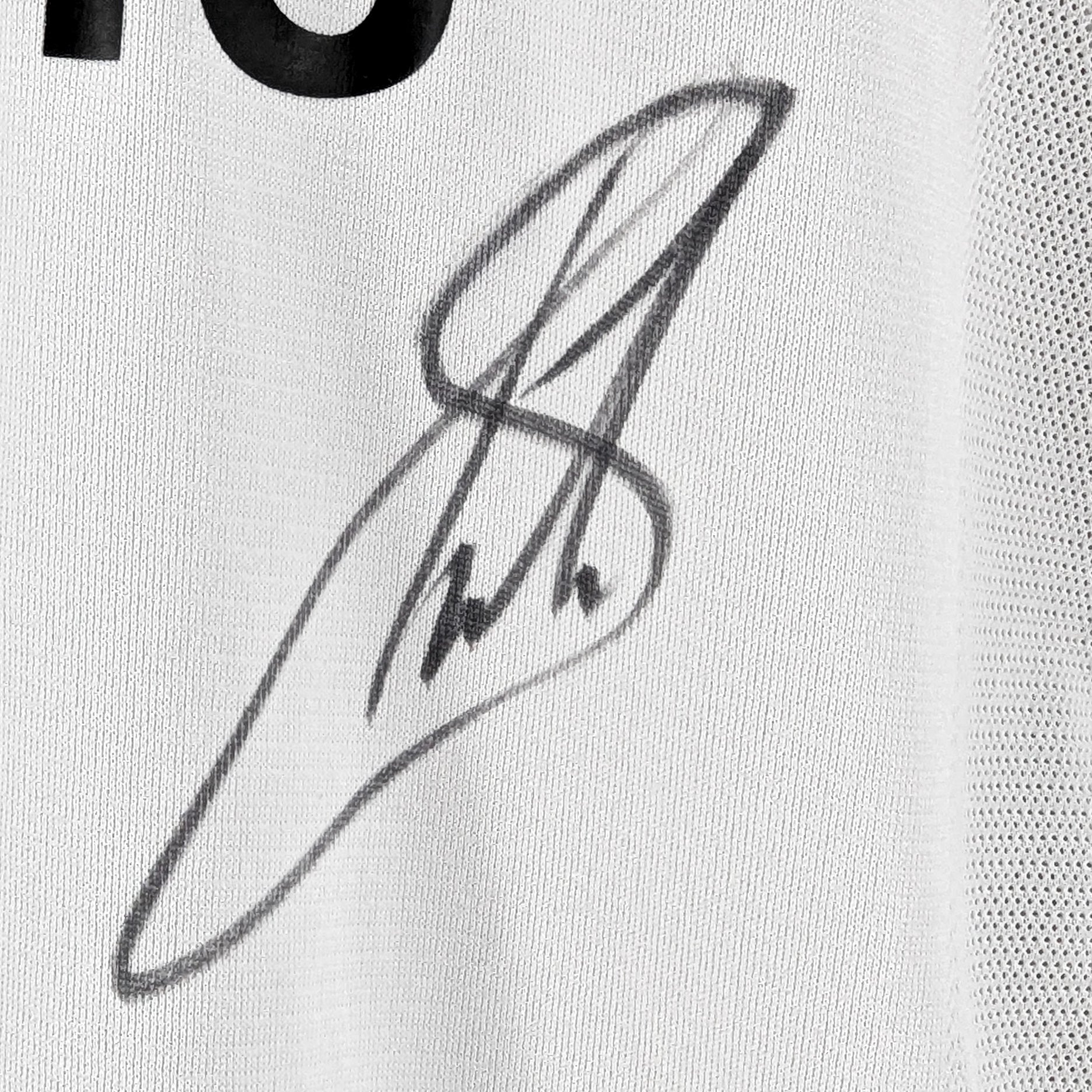 Real Madrid signed home football shirt 2003/04 - (XL)