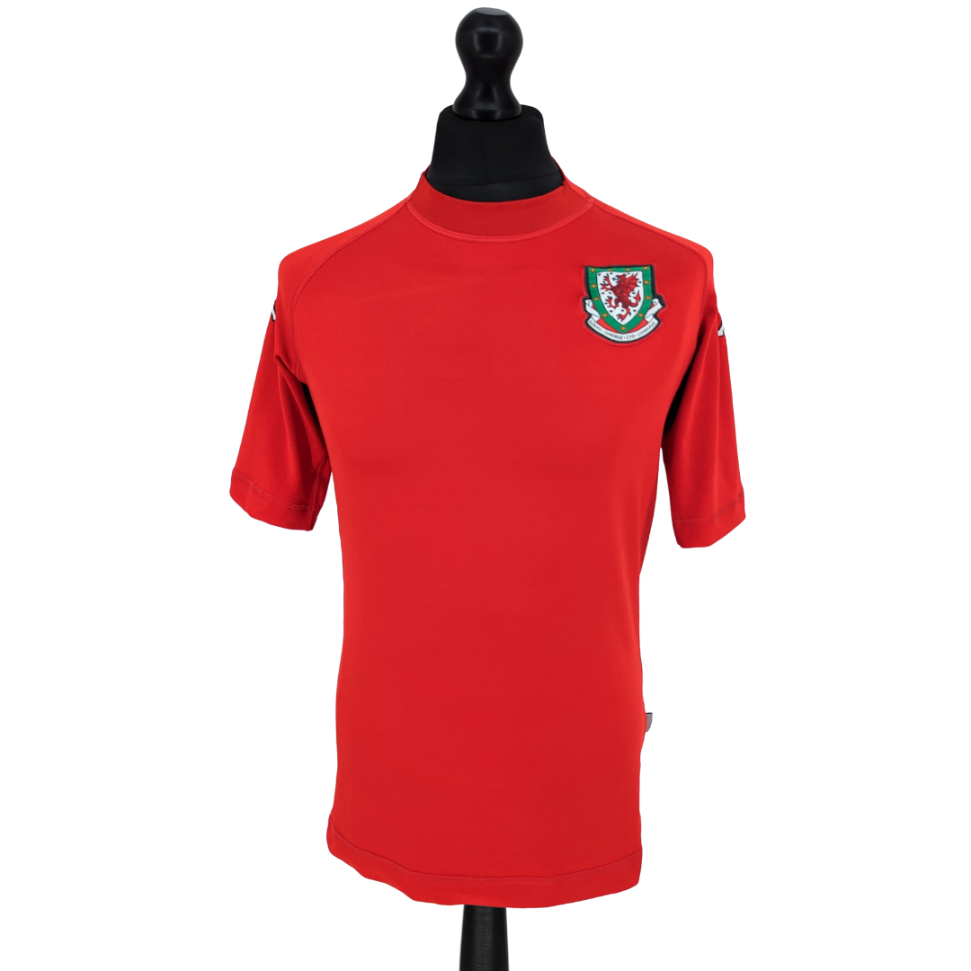 Wales home football shirt 2004/06