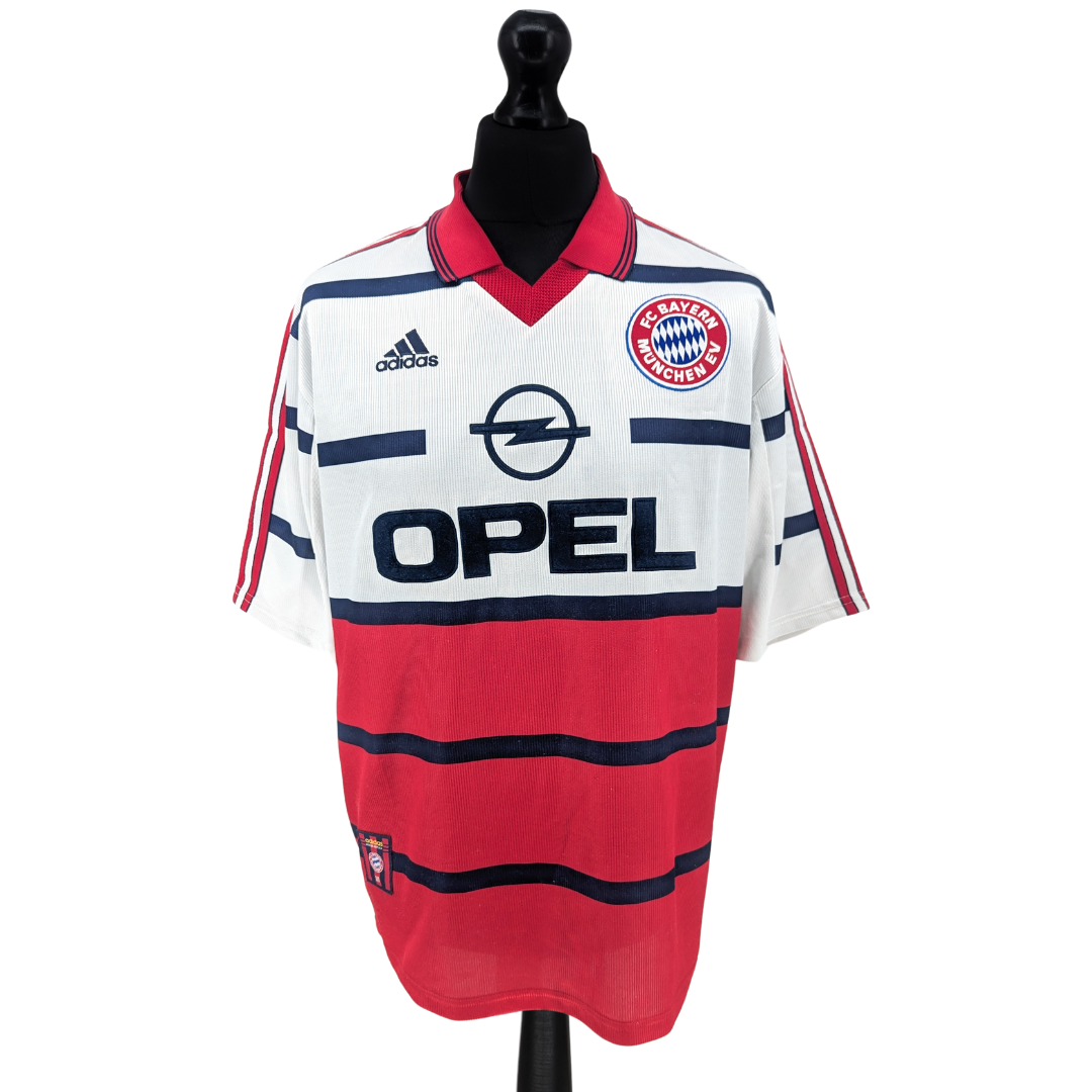 Bayern Munich away football shirt 1998/00