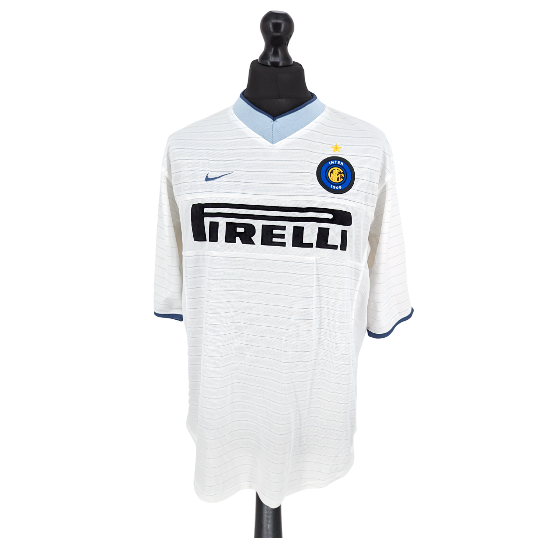 Inter Milan away football shirt 2000/01